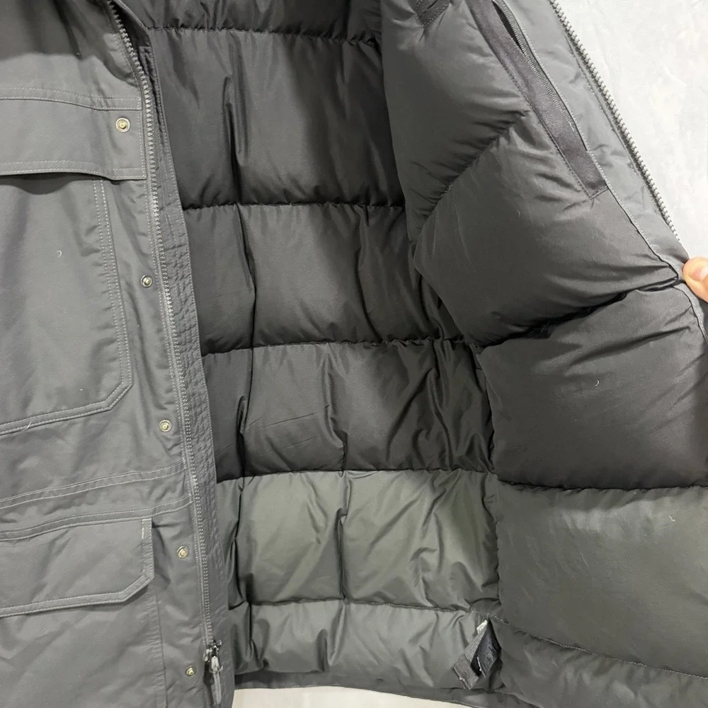The North Face McMurdo Parka, Down, Waterproof, Black/gray, Men's L No Hood 550